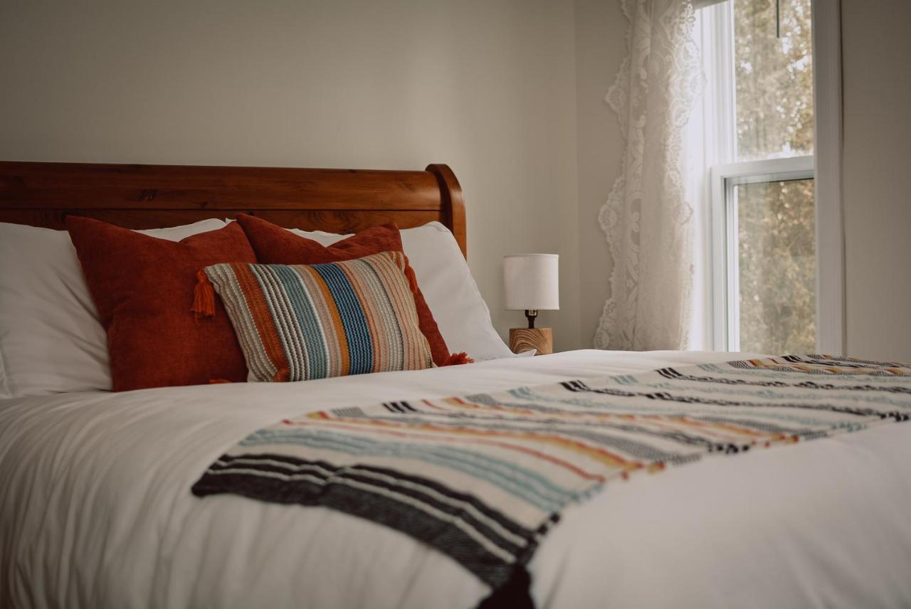 Hill Road Manor Bed & Breakfast Grand Falls Windsor Ngoại thất bức ảnh