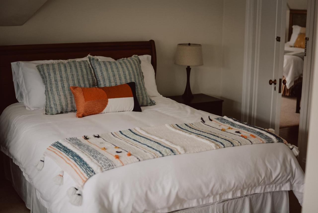 Hill Road Manor Bed & Breakfast Grand Falls Windsor Ngoại thất bức ảnh